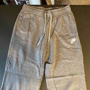 Like New Nike Gray Sweatpants. Size Small